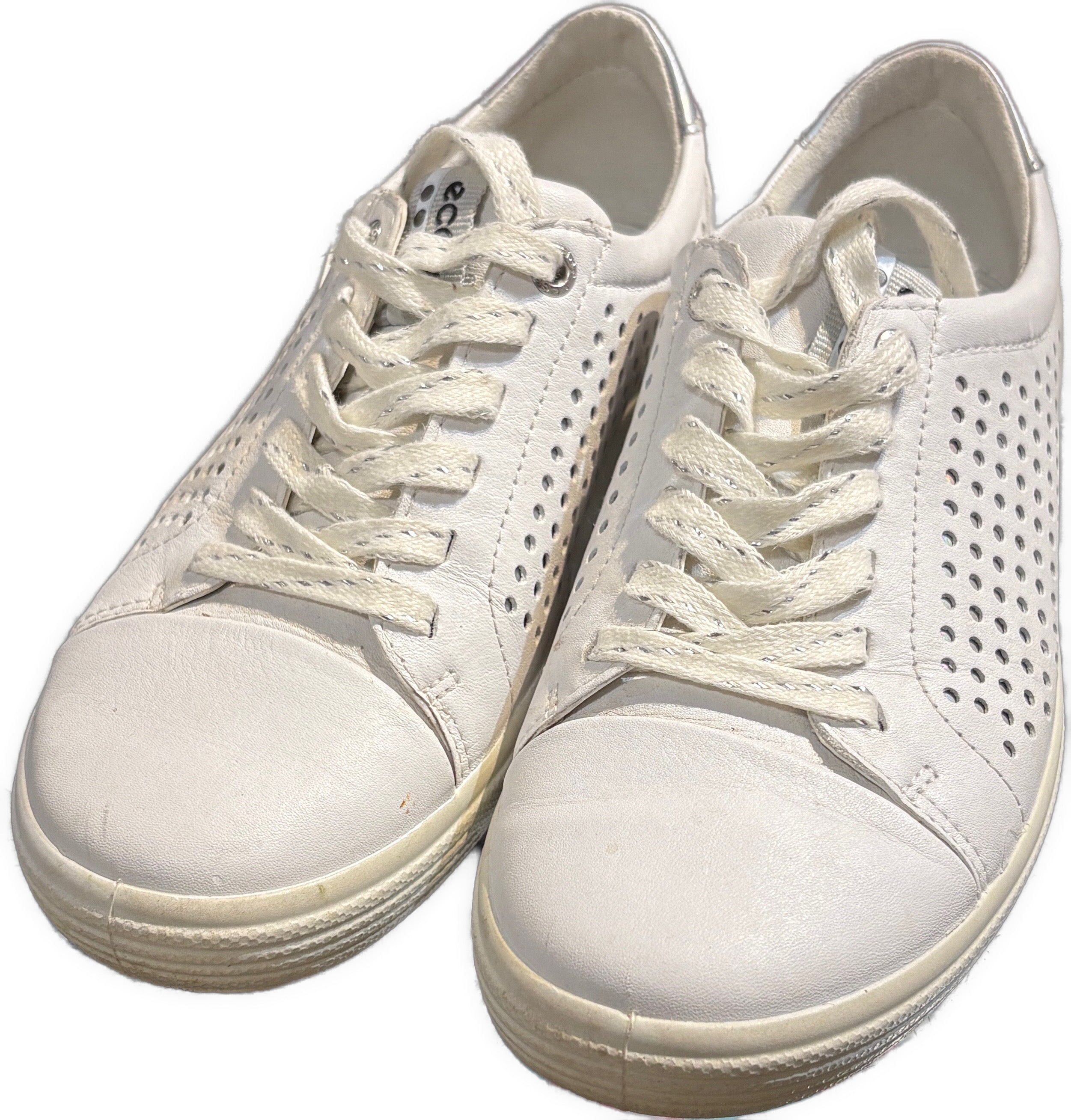 Ecco Women's White Golf Shoes Size 5 MSP$179