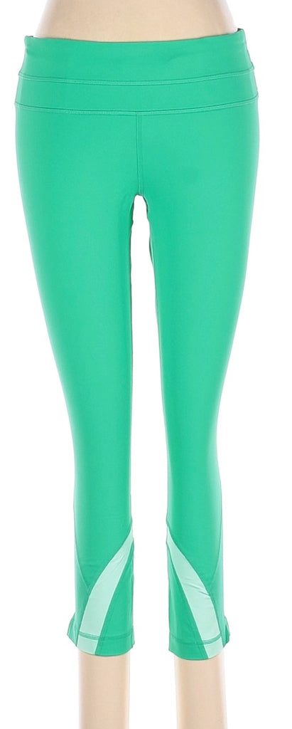 Lululemon Green Capris Active Leggings Size 6 MSP $88