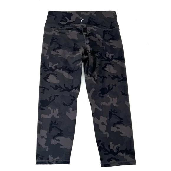 Zyia Active Black Camouflage Crop Leggings Size 14-16 MSP$69