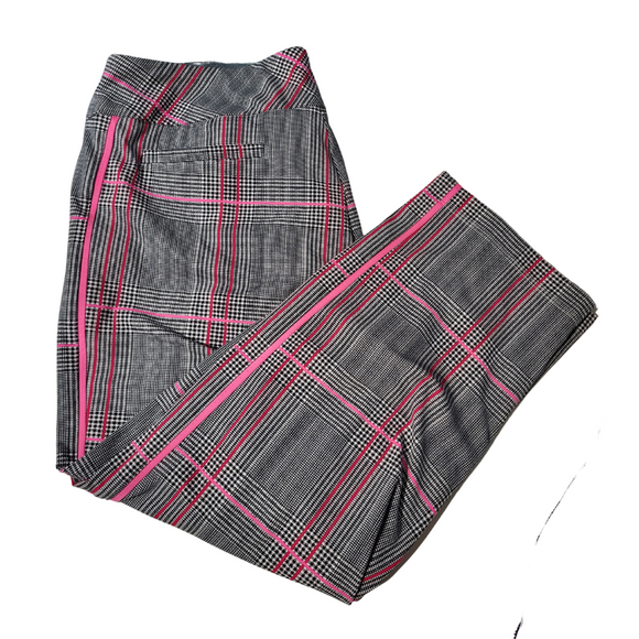 Tail Activewear Women's Black & Pink Plaid Golf Capri Pants Size 12 MSP$95