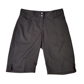 Under Armour Black Women's Golf Shorts Size 2