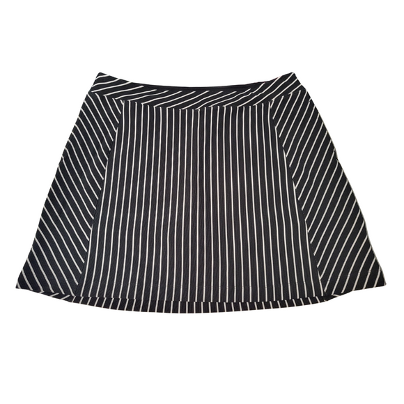 Lady Hagen Black & White Striped Golf Skort Size XL