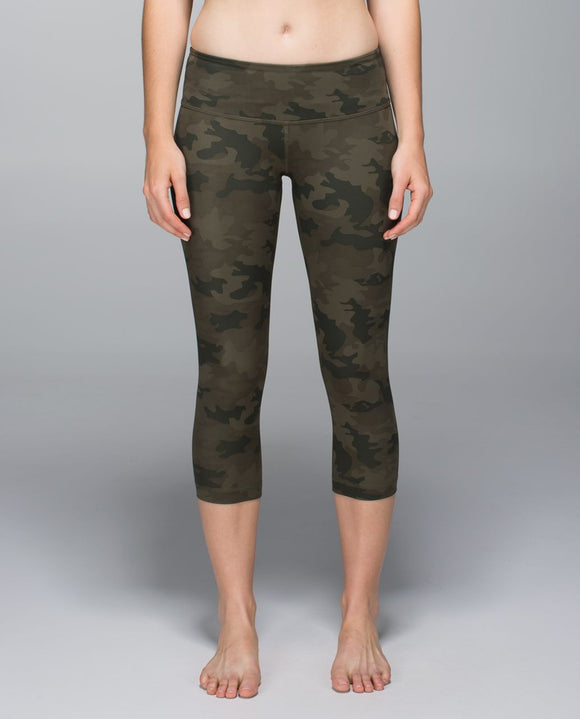 Lululemon Wunder Under Crop Full-On Luxtreme Leggings Size S MSP $82