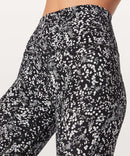 Lululemon Women's Aign 21" Crop Legging - Chirasu Size 8-2
