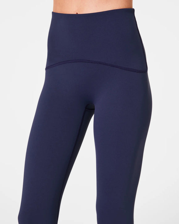 Spanx Navy Booty Boost 22" Leggings Size M MSP$88