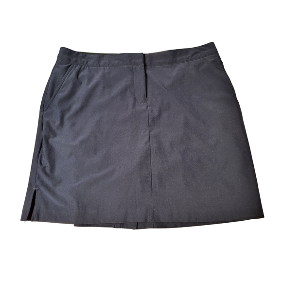 Izod Golf Navy Skort Size 10
