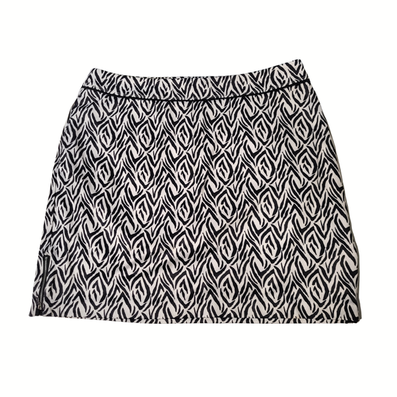 New Greg Norman White & Black Animal Print Golf Skort Size M