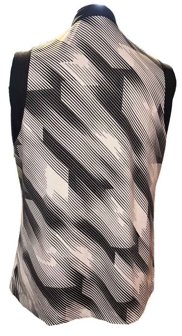 Tail Women's Black & White Striped Sleeveless Golf Top Size XXL