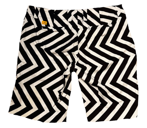 Loudmouth Black & White Zig Zag Short Size 14 MSP$95