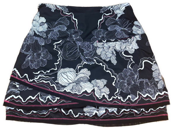 Lucky in Love Women's Black Golf Skort w/White Floral Accents Size S